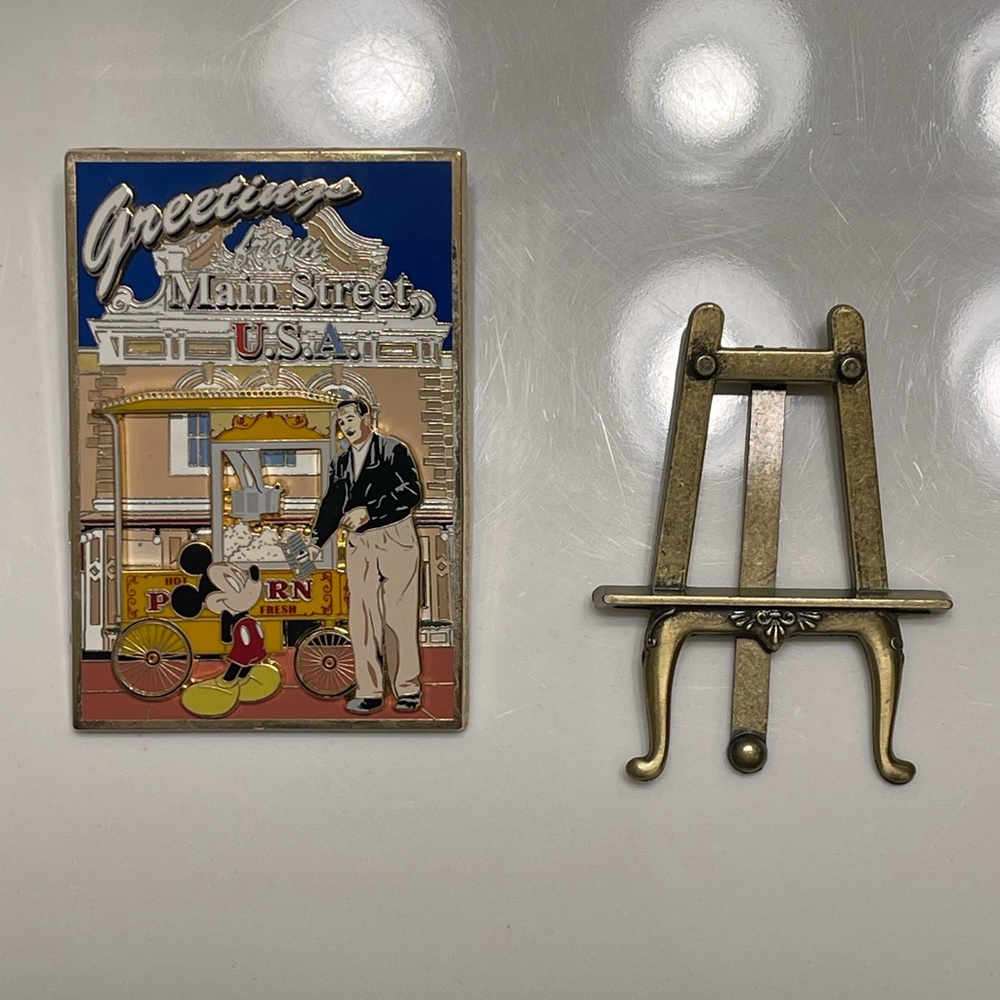 Disney 50th Anniversary Trading Pin